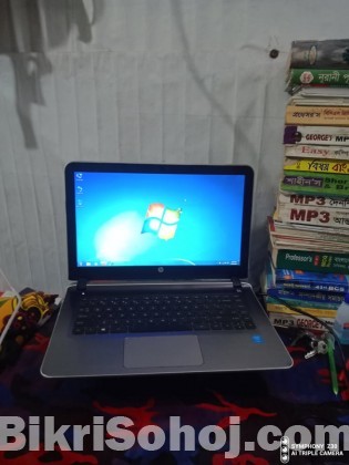 HP Pavilion Core i3 Silver 5th Gen